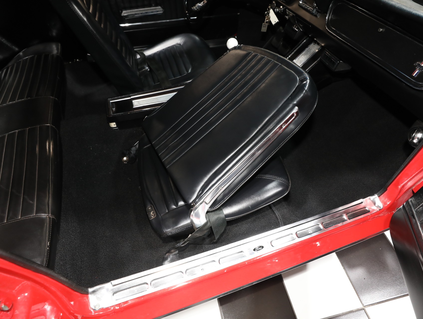 1966 Ford Mustang 39