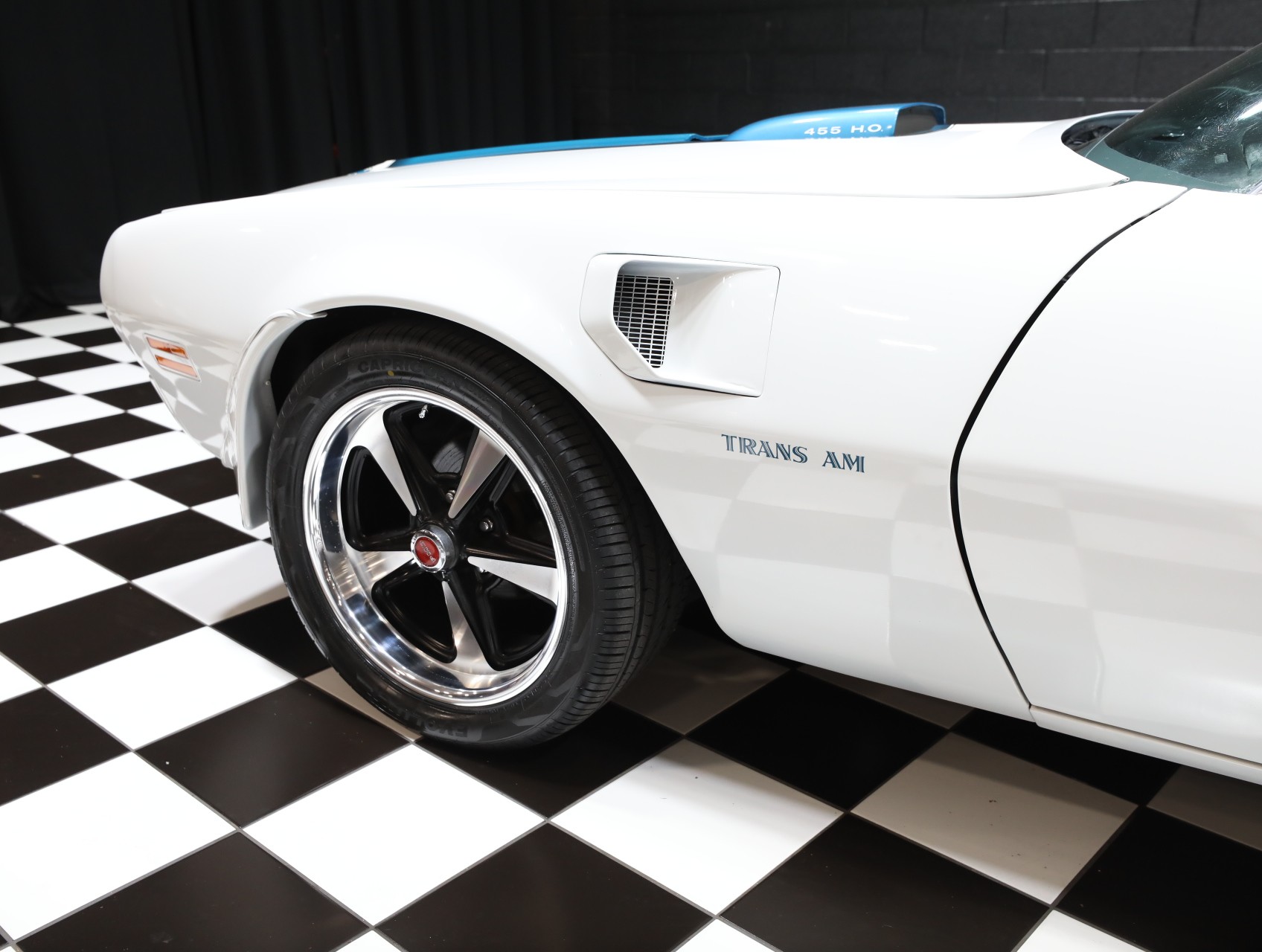 1970 Pontiac Firebird 34
