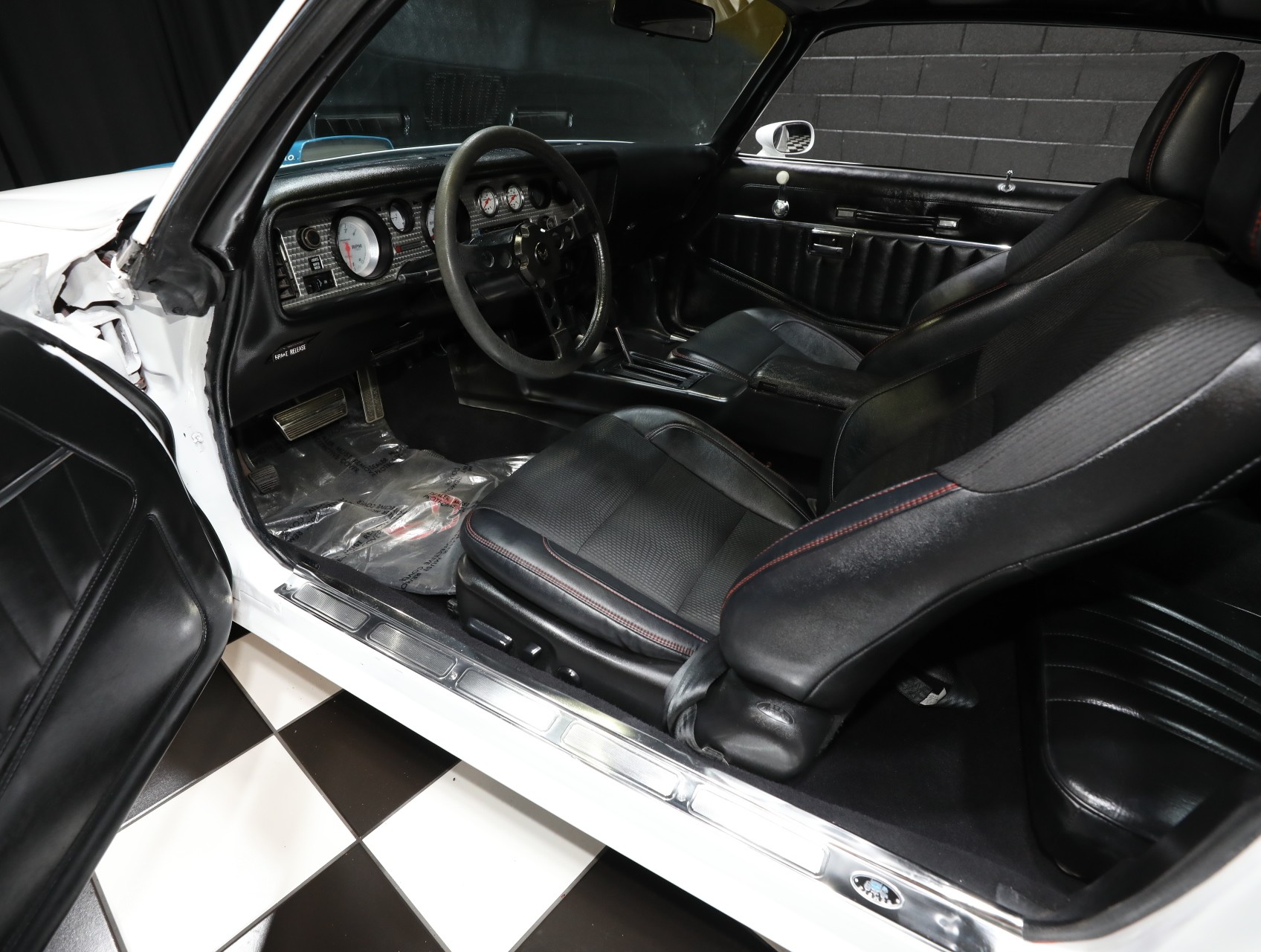 1970 Pontiac Firebird 3