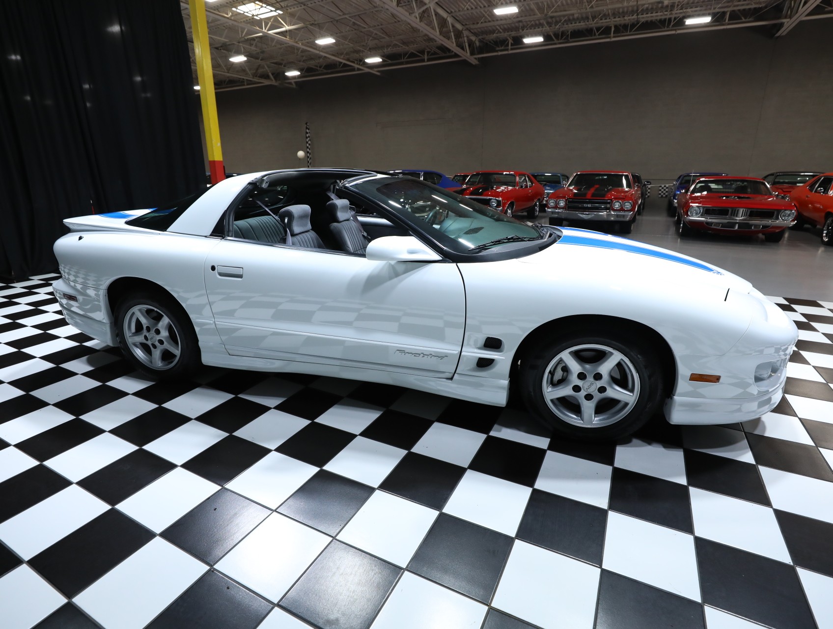 1999 Pontiac Firebird 26