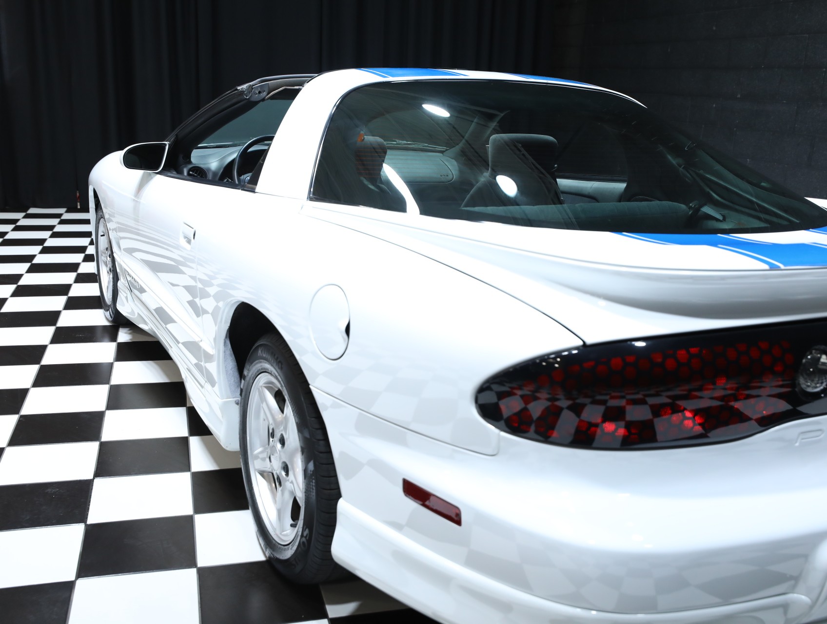 1999 Pontiac Firebird 36