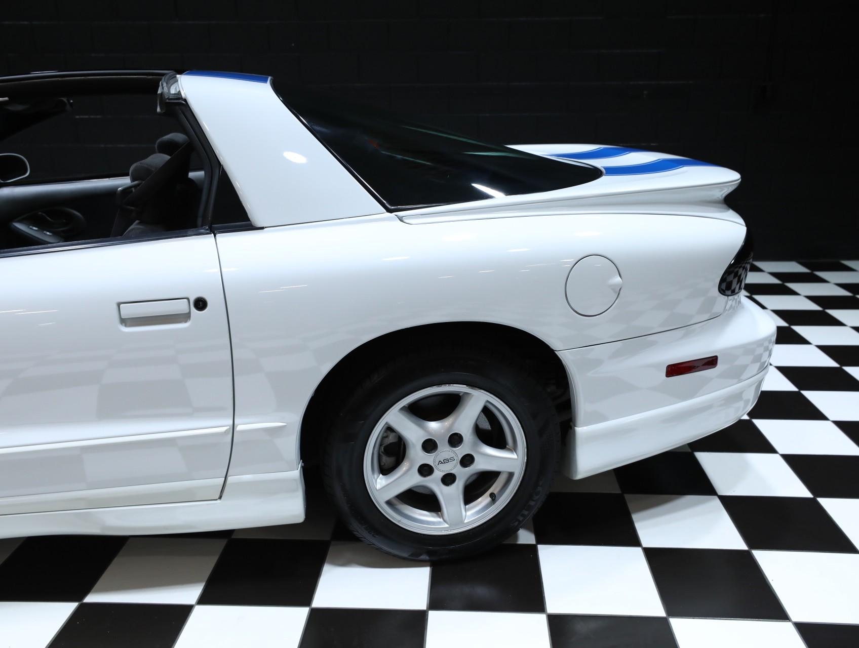 1999 Pontiac Firebird 38