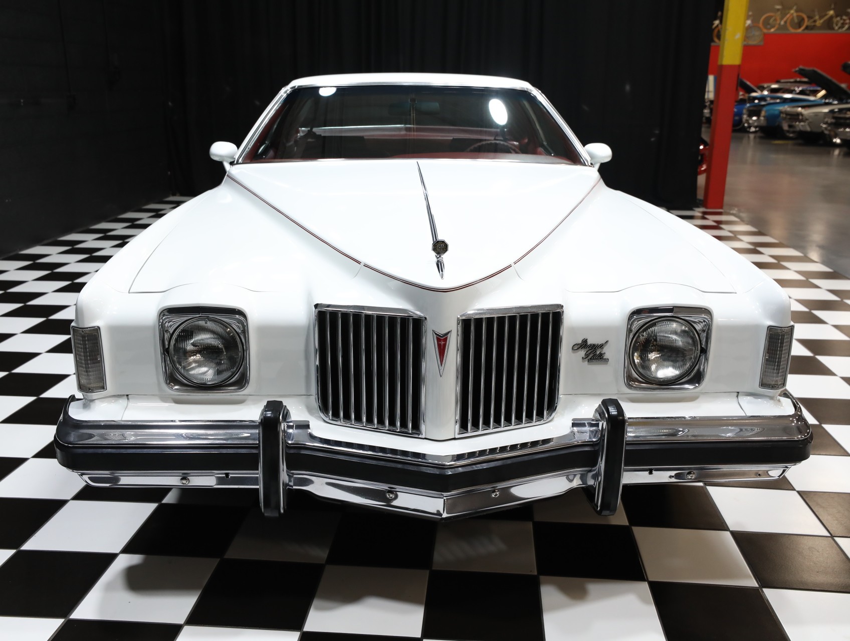 1974 Pontiac Grand Prix 13