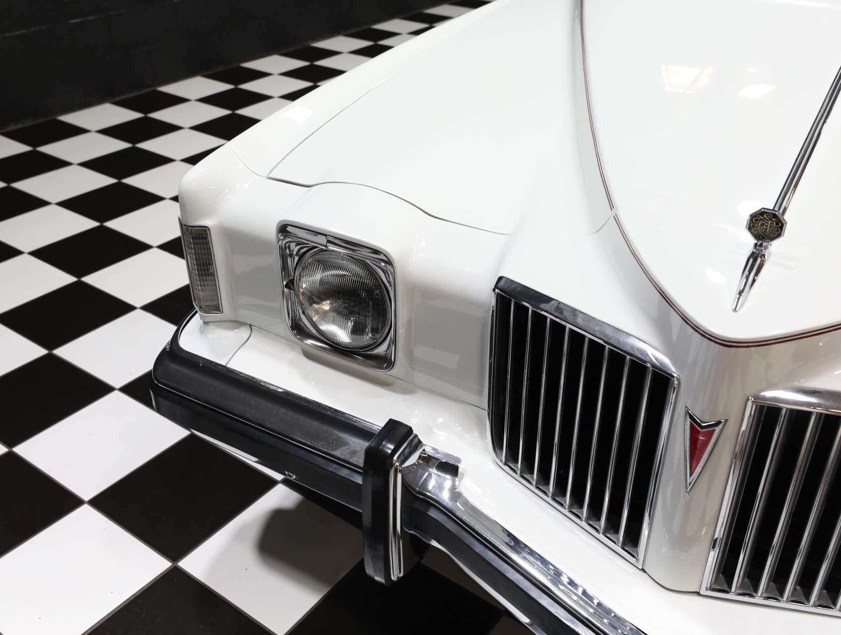 1974 Pontiac Grand Prix 14