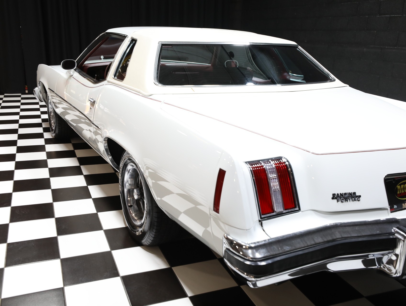 1974 Pontiac Grand Prix 30