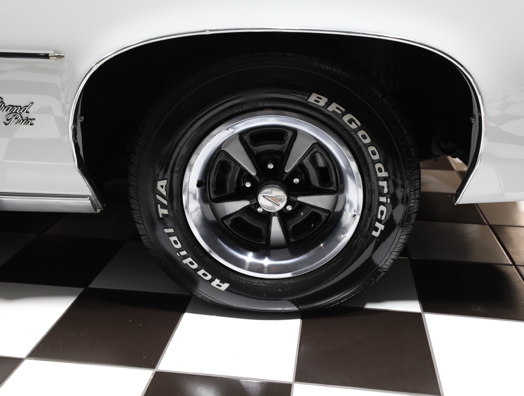 1974 Pontiac Grand Prix 37