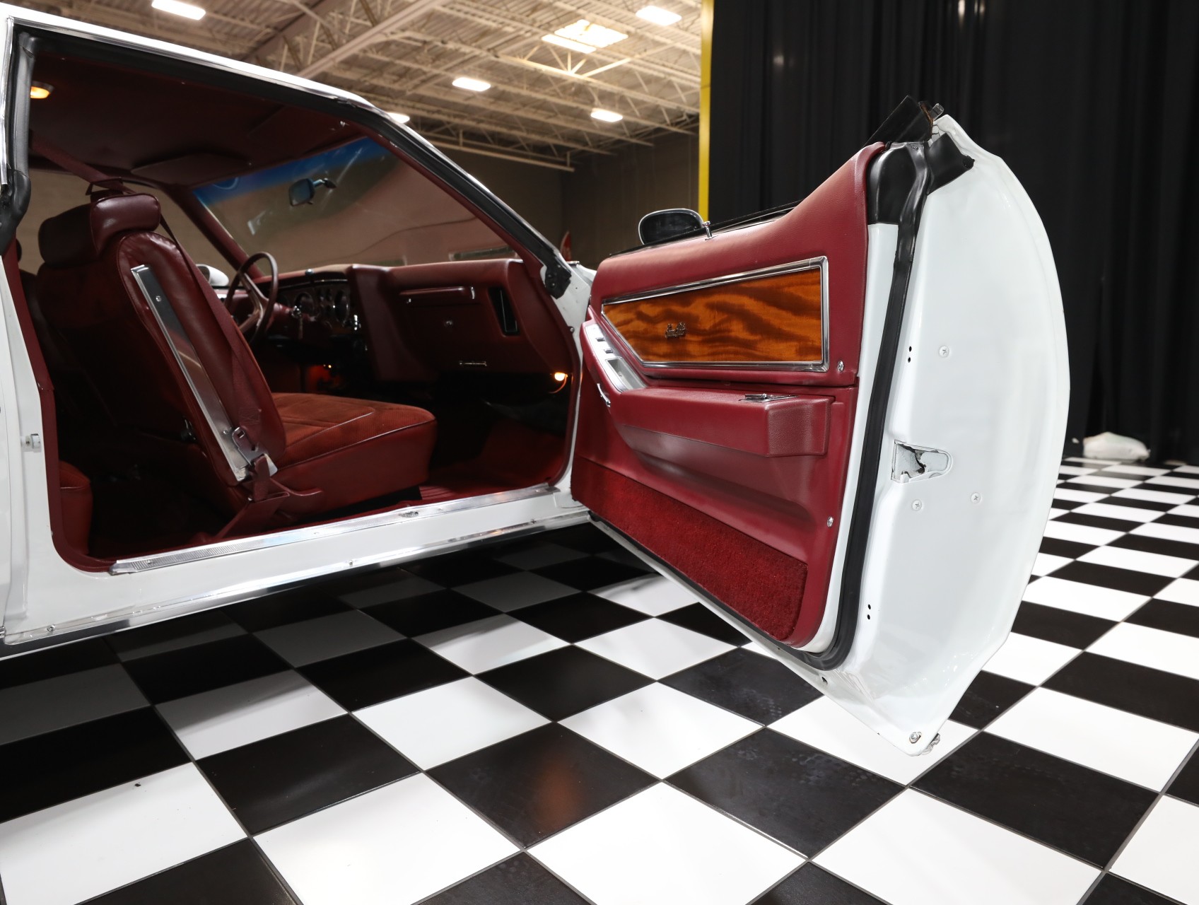 1974 Pontiac Grand Prix 40