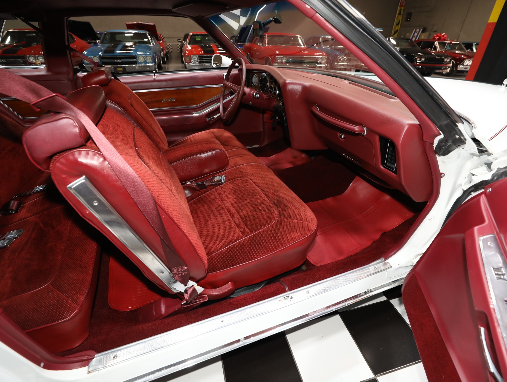 1974 Pontiac Grand Prix 43
