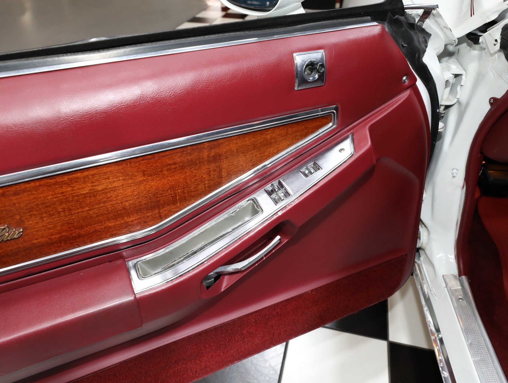 1974 Pontiac Grand Prix 51