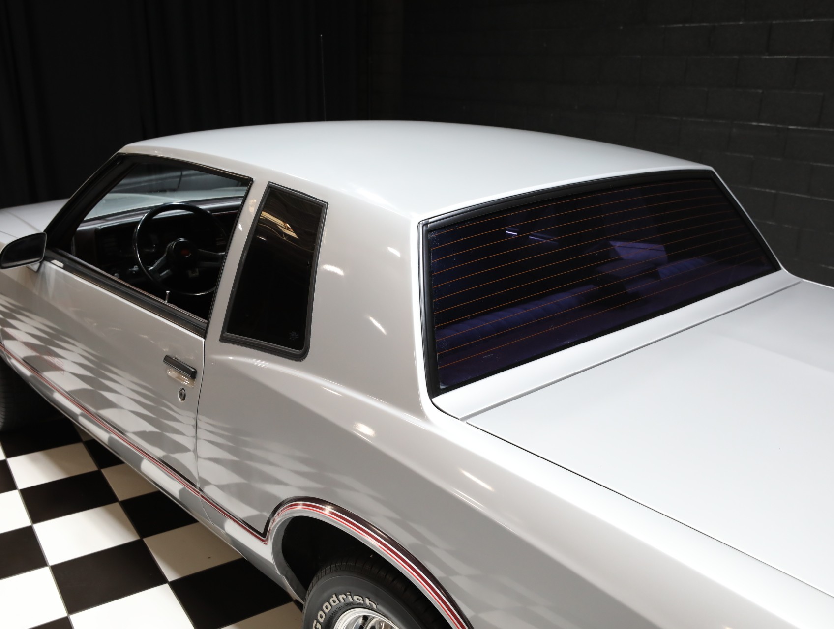 1985 Chevrolet Monte Carlo 26