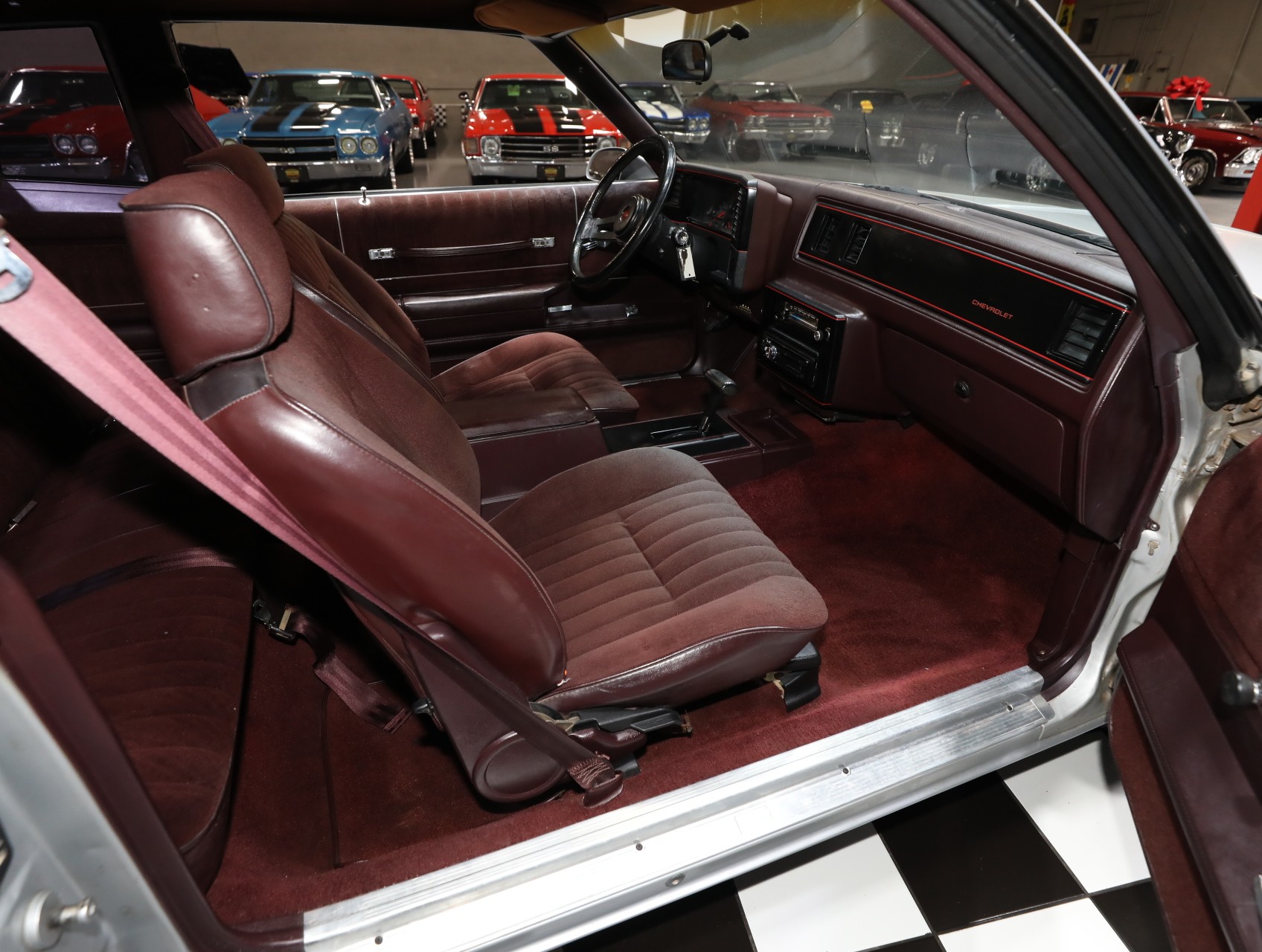1985 Chevrolet Monte Carlo 38