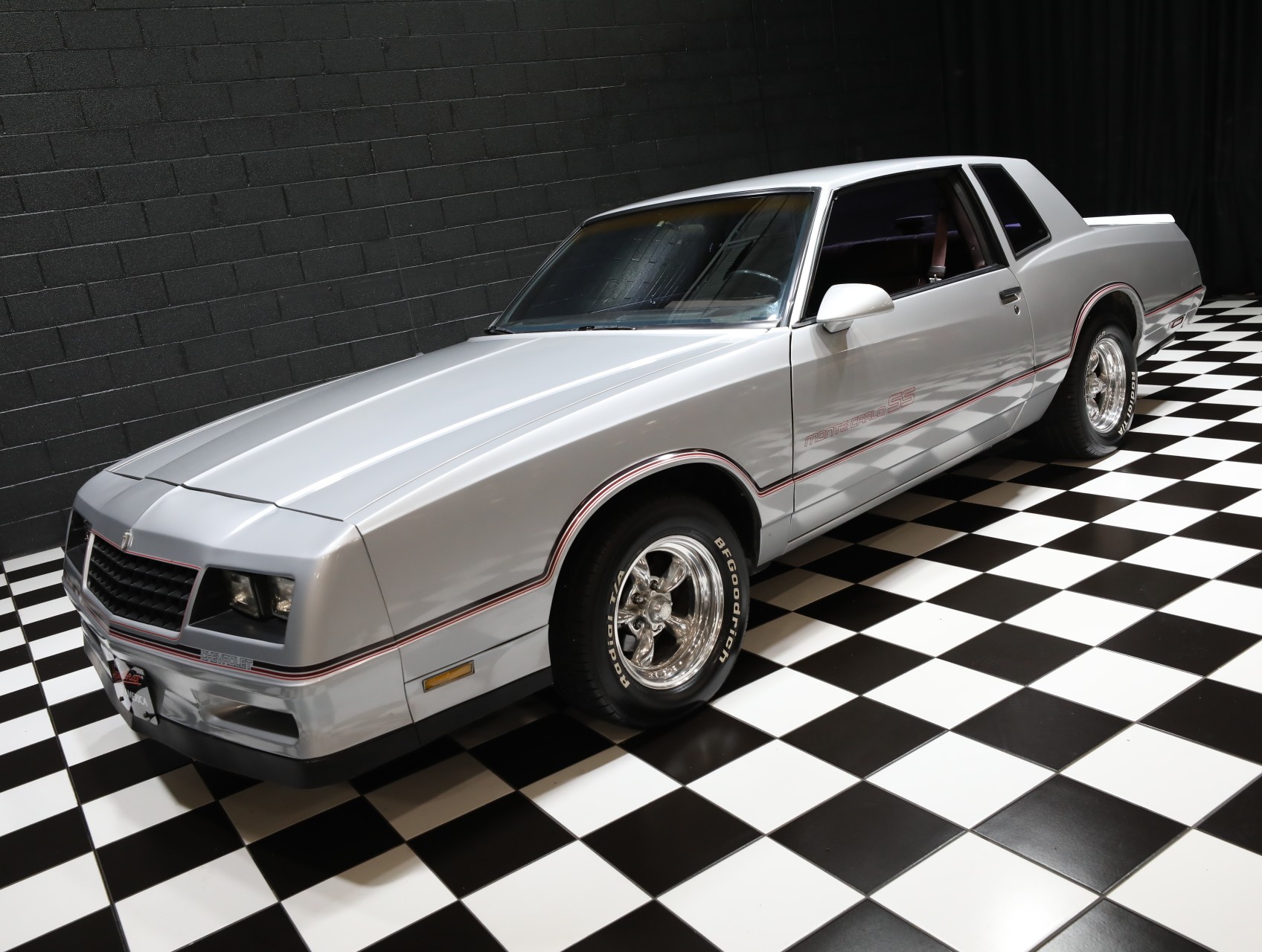 1985 Chevrolet Monte Carlo 8