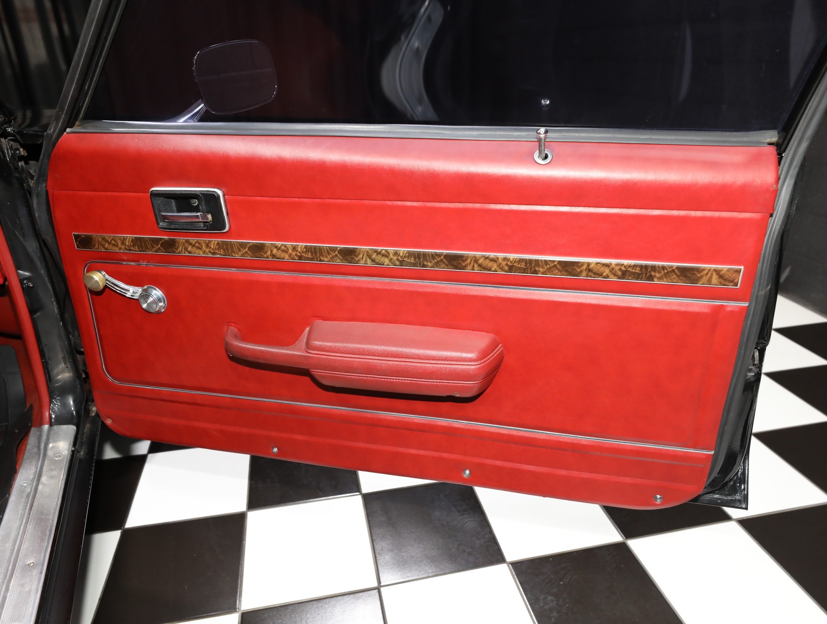 1977 Chevrolet Nova 36