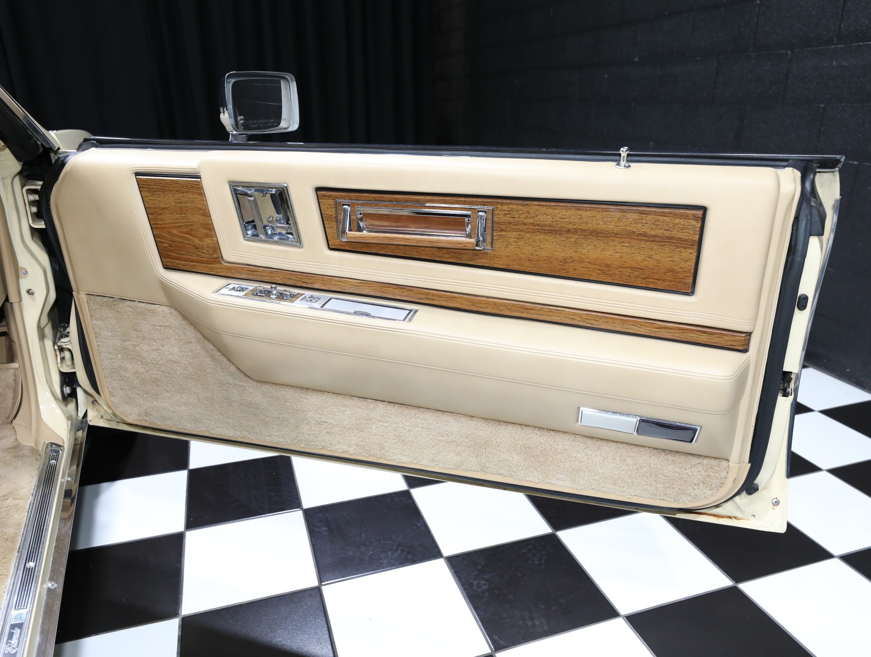 1985 Cadillac Eldorado 39