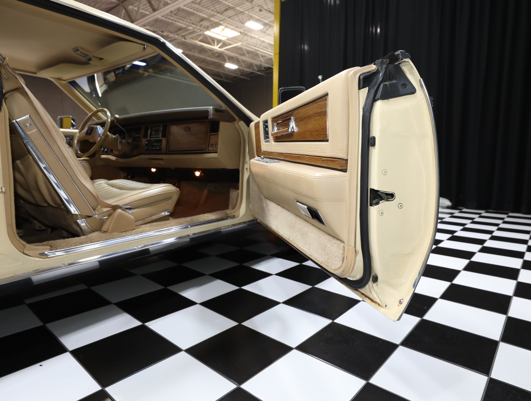 1985 Cadillac Eldorado 40