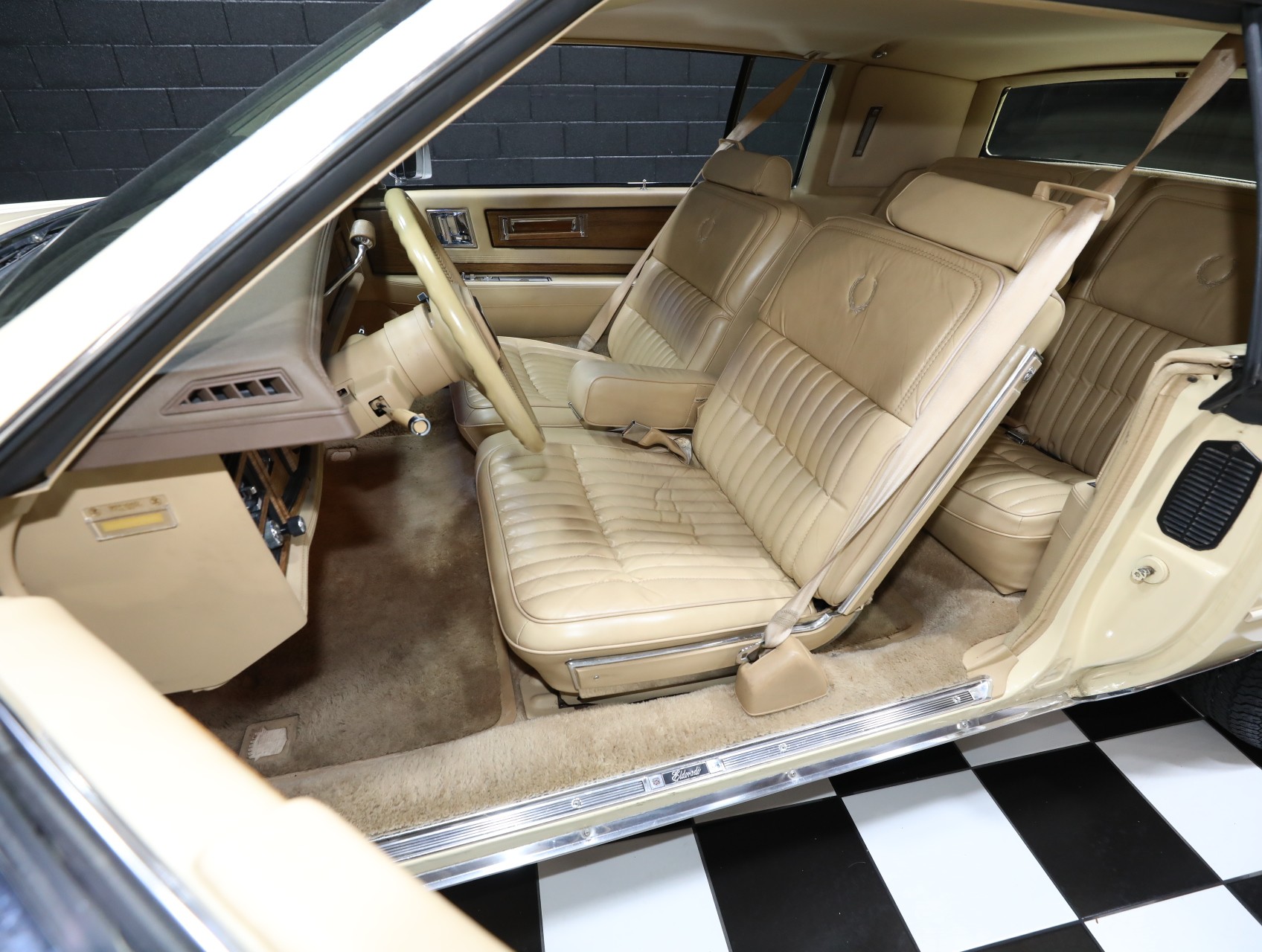 1985 Cadillac Eldorado 52