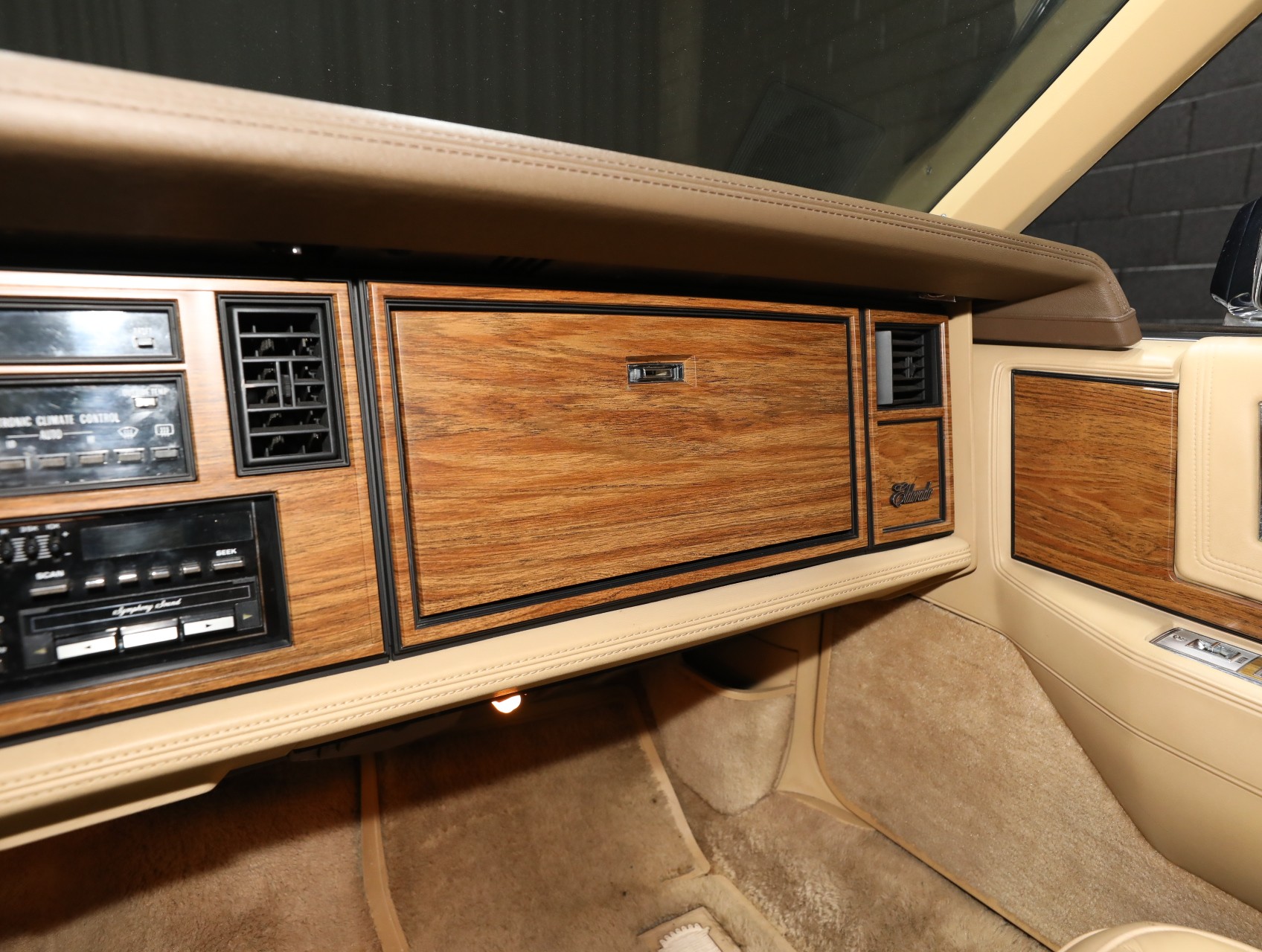 1985 Cadillac Eldorado 54