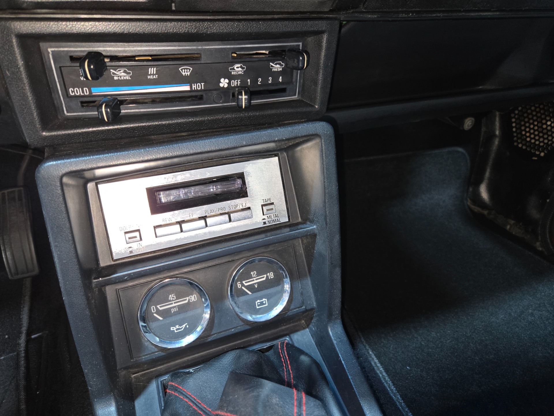 1985 Nissan Pickup 164