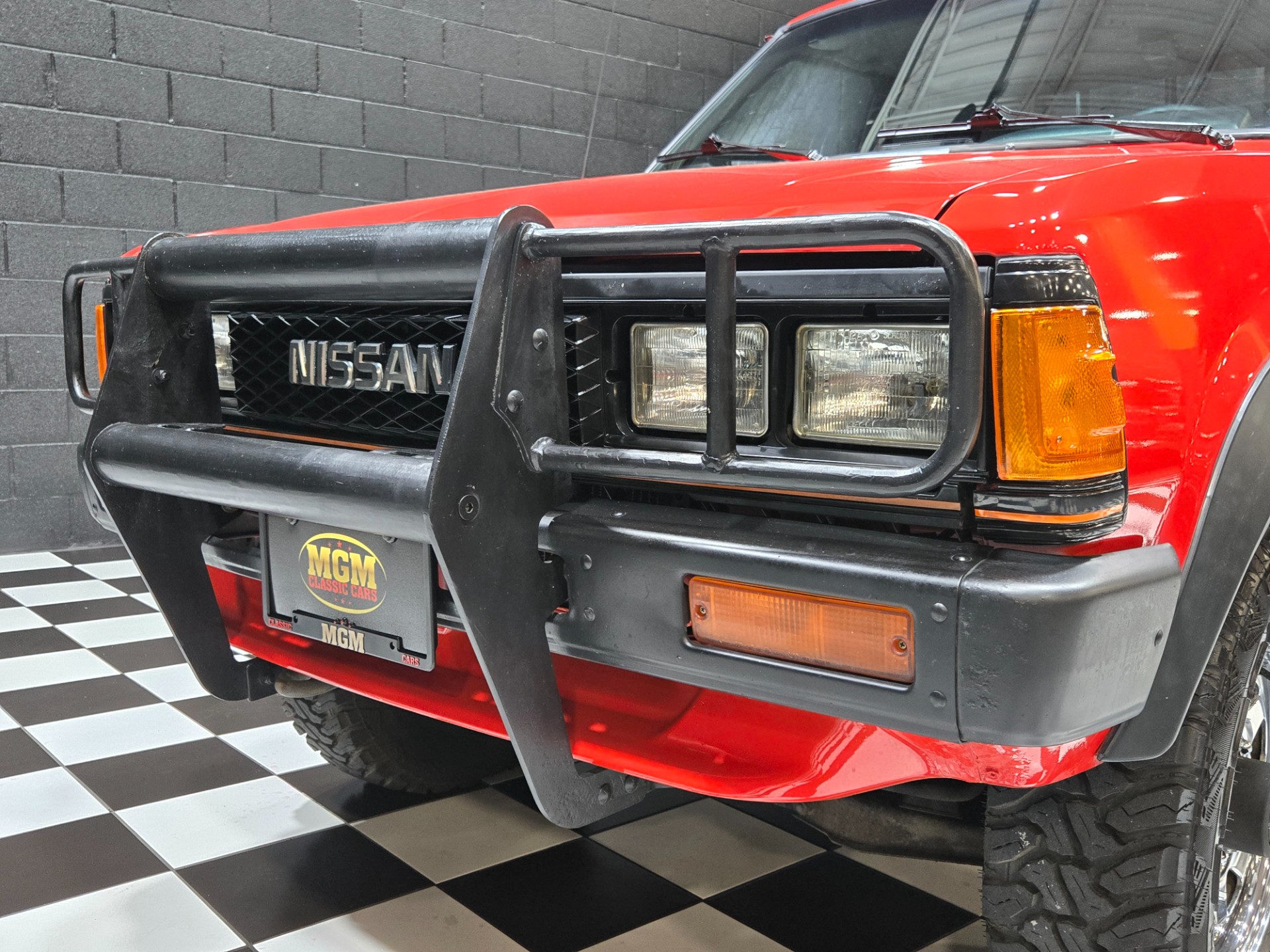 1985 Nissan Pickup 18