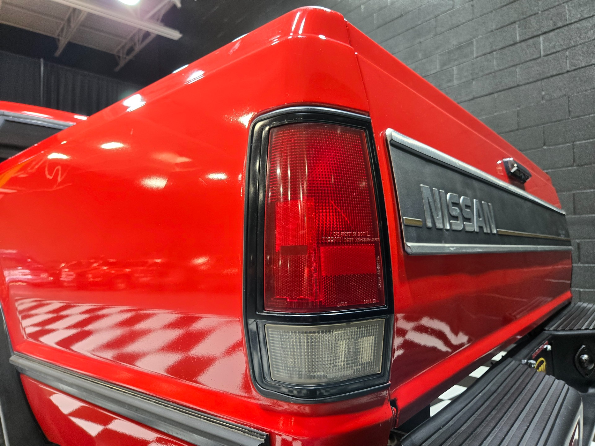 1985 Nissan Pickup 64