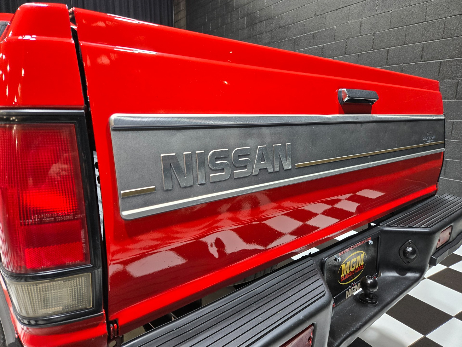 1985 Nissan Pickup 65