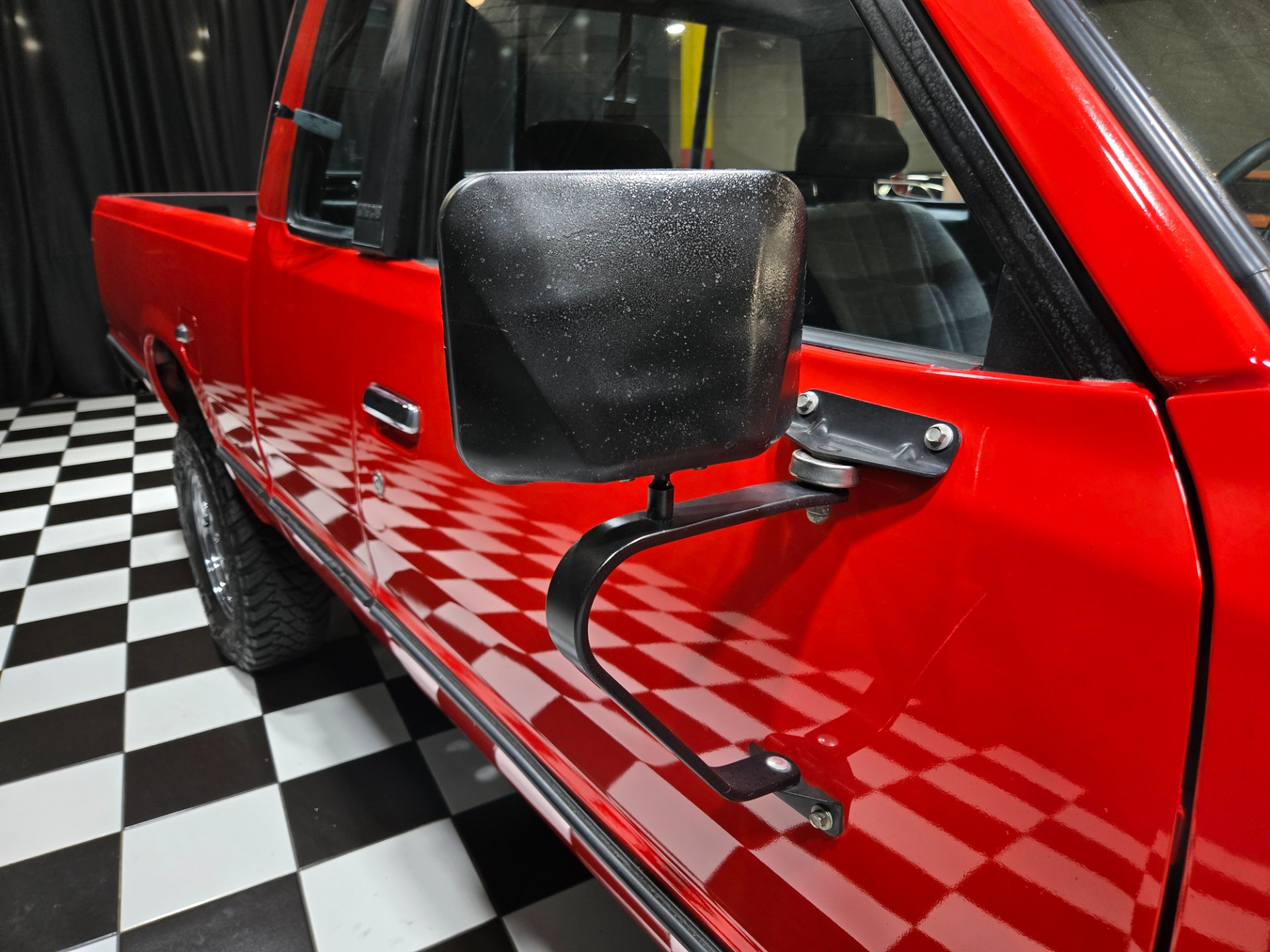 1985 Nissan Pickup 96