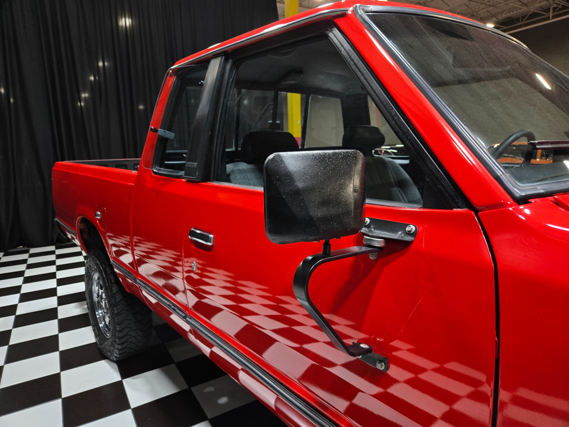 1985 Nissan Pickup 97