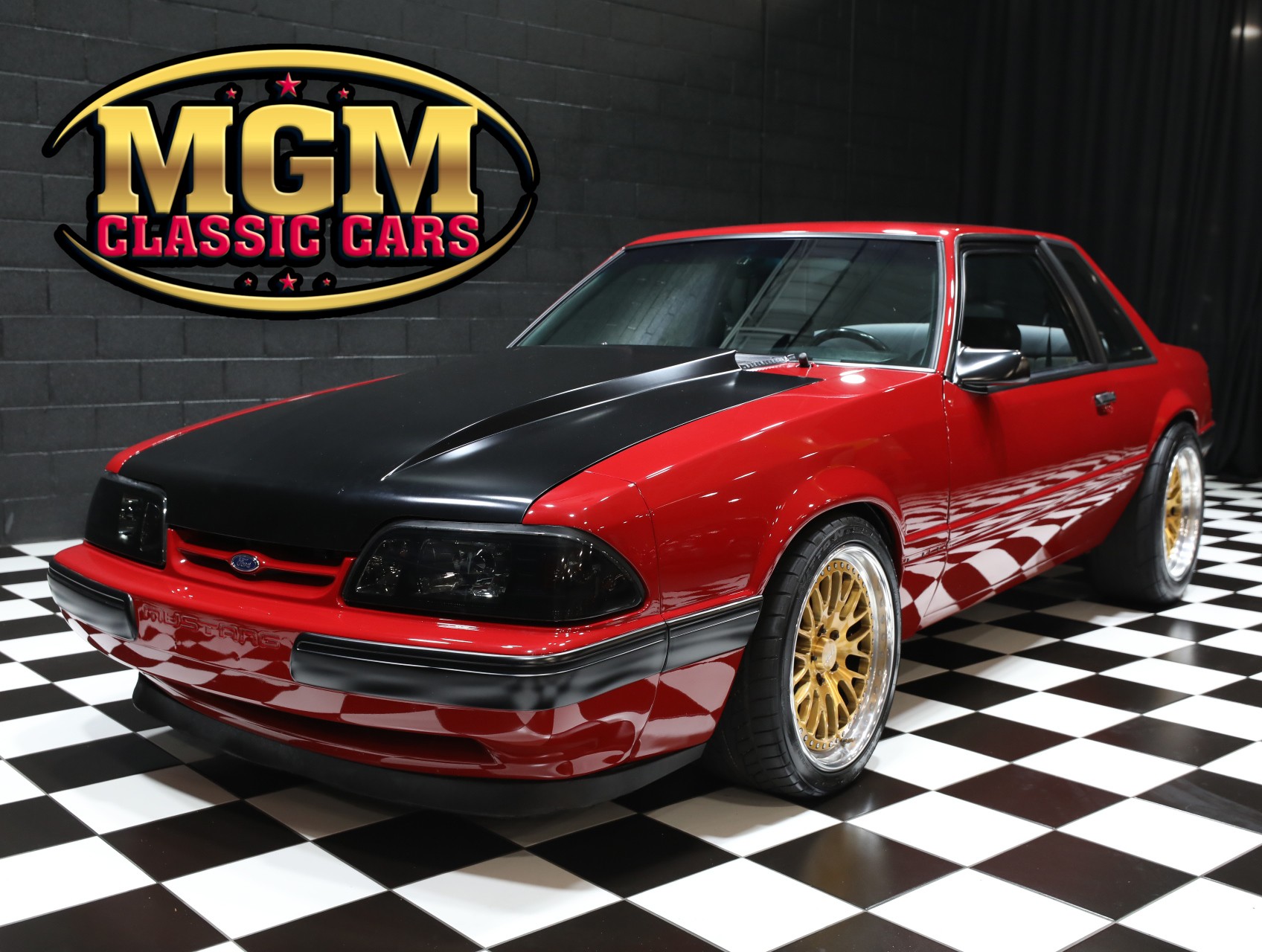 1989 Ford Mustang 2