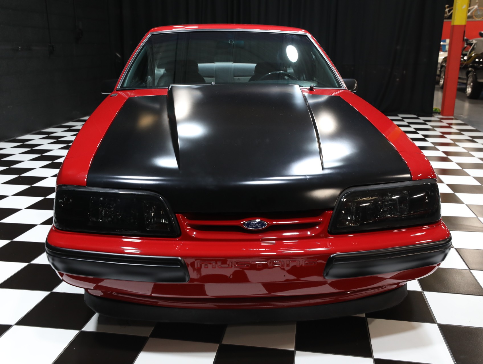 1989 Ford Mustang 14