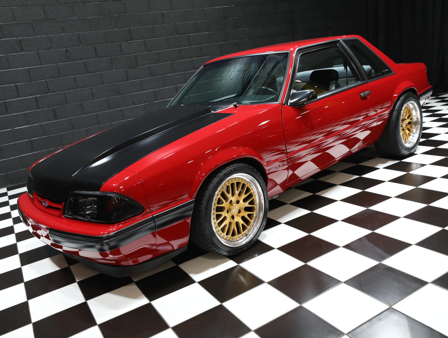 1989 Ford Mustang 9