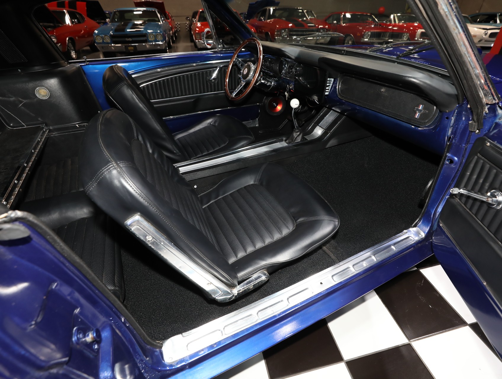 1965 Ford Mustang 38