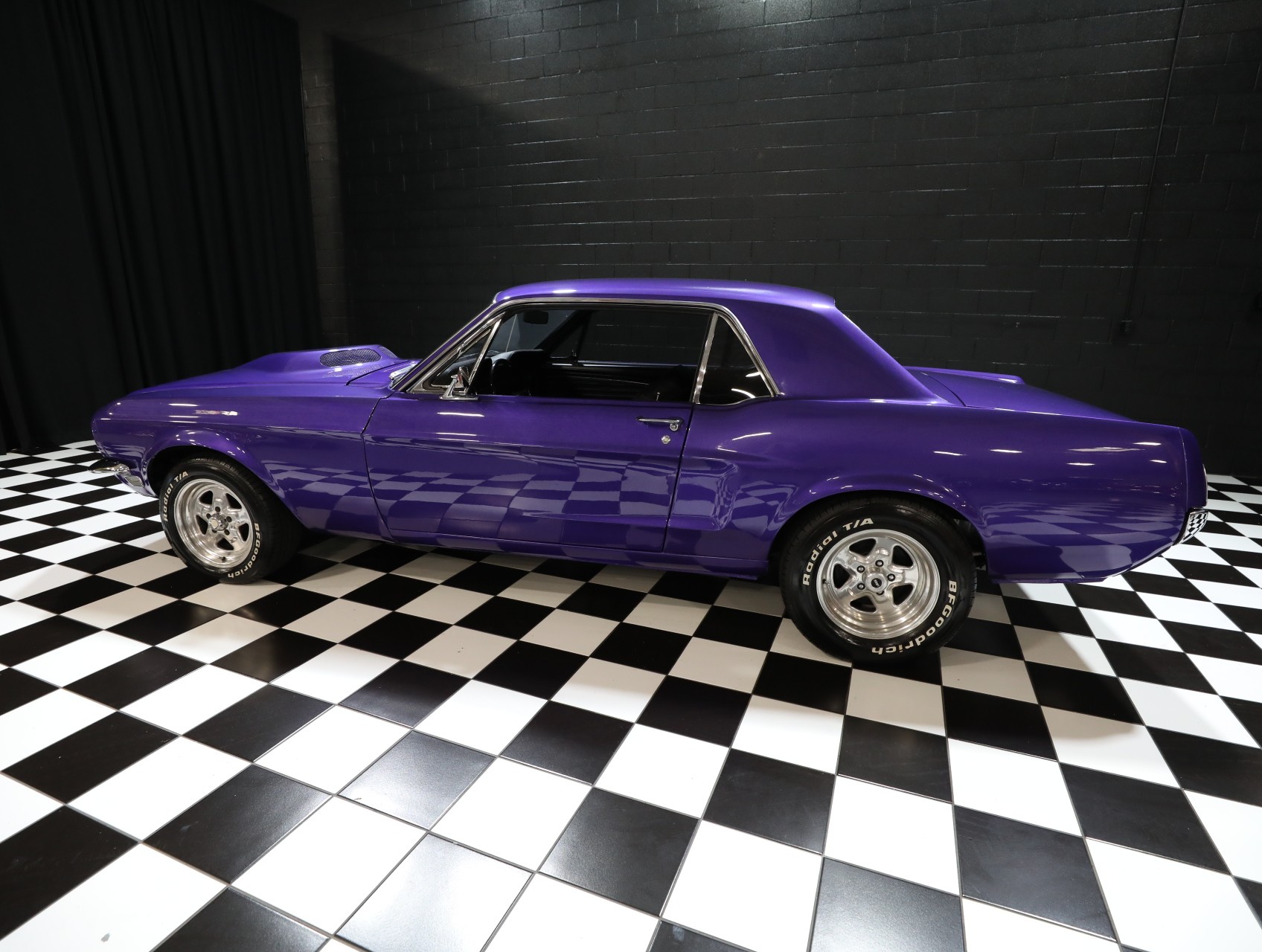 1968 Ford Mustang 31