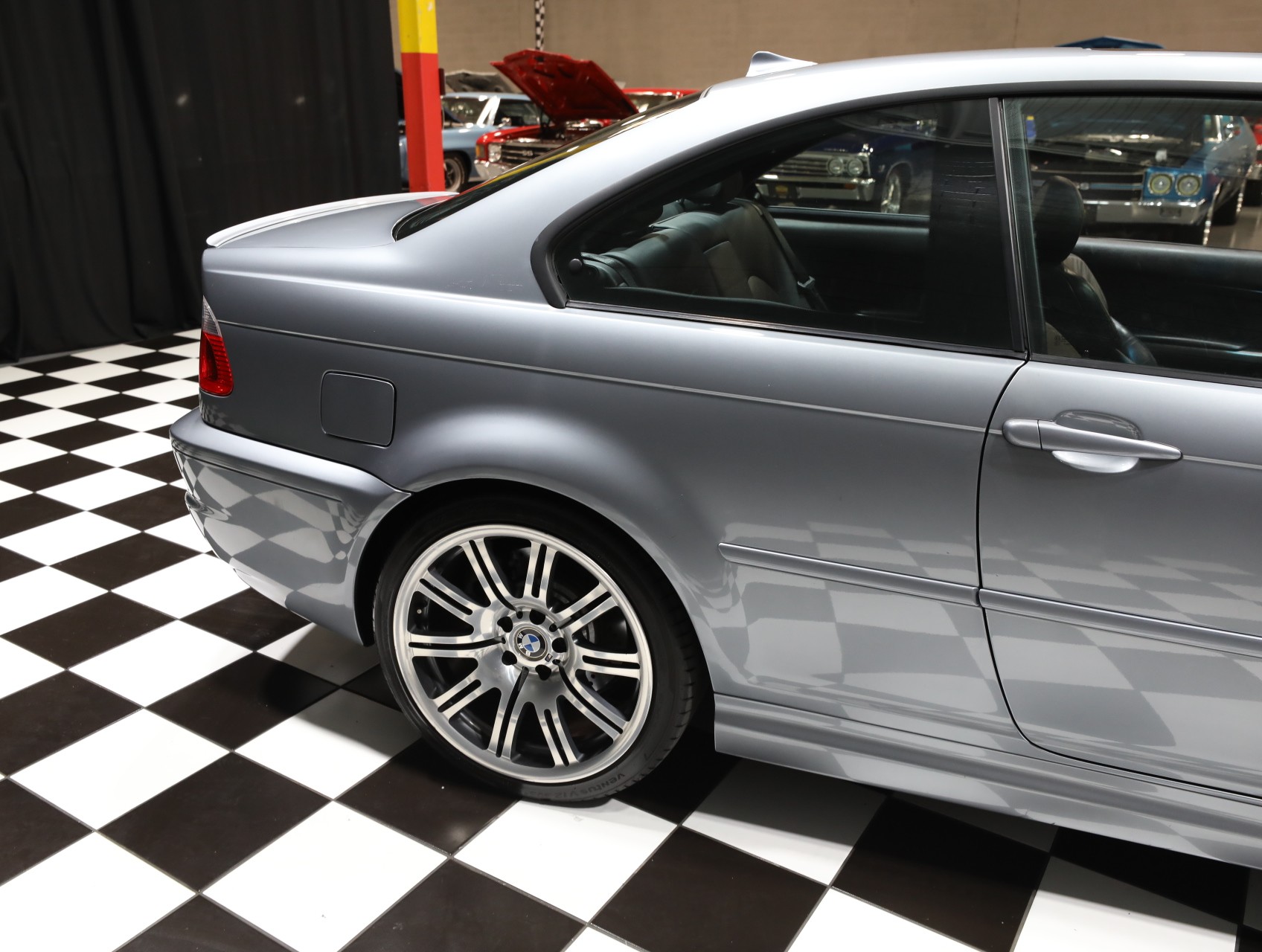 2004 BMW M3 18