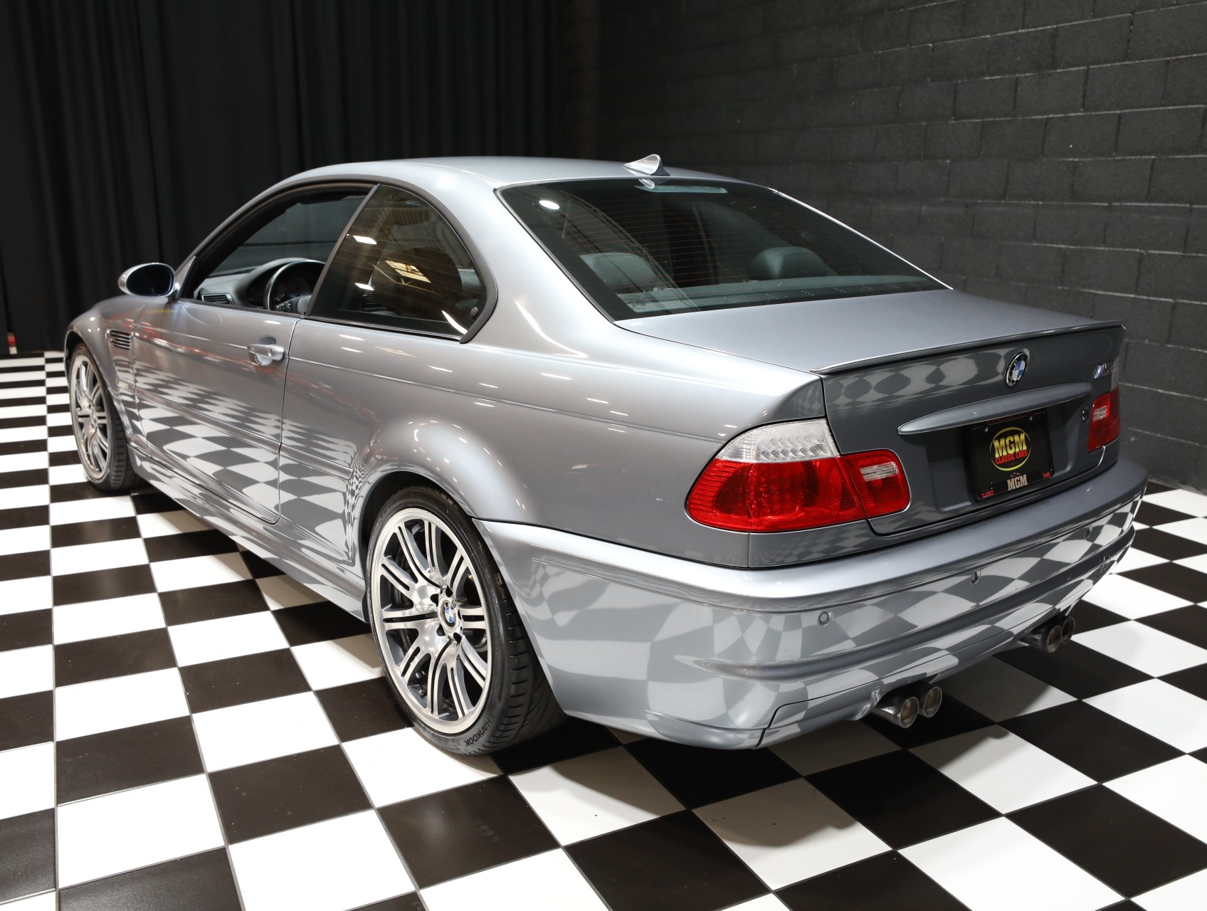 2004 BMW M3 26