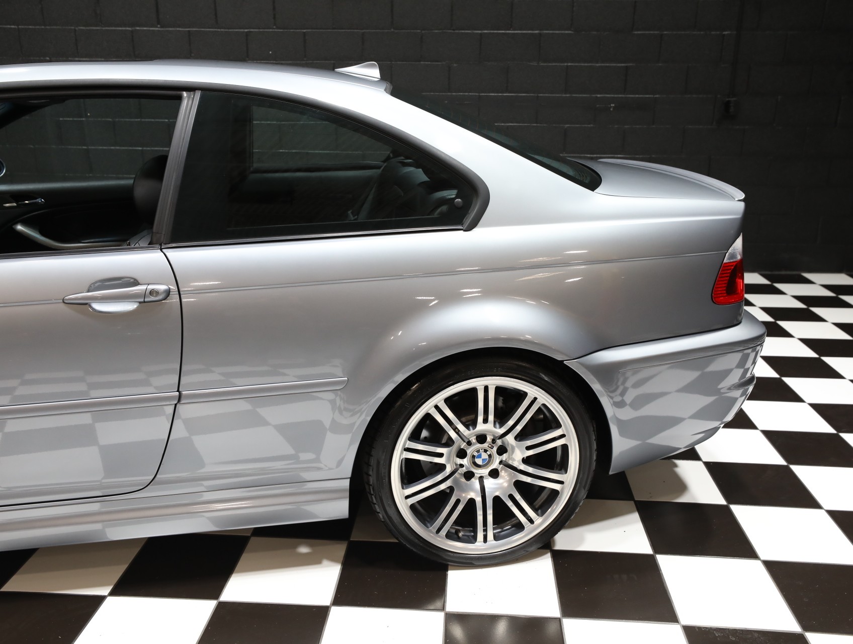 2004 BMW M3 29