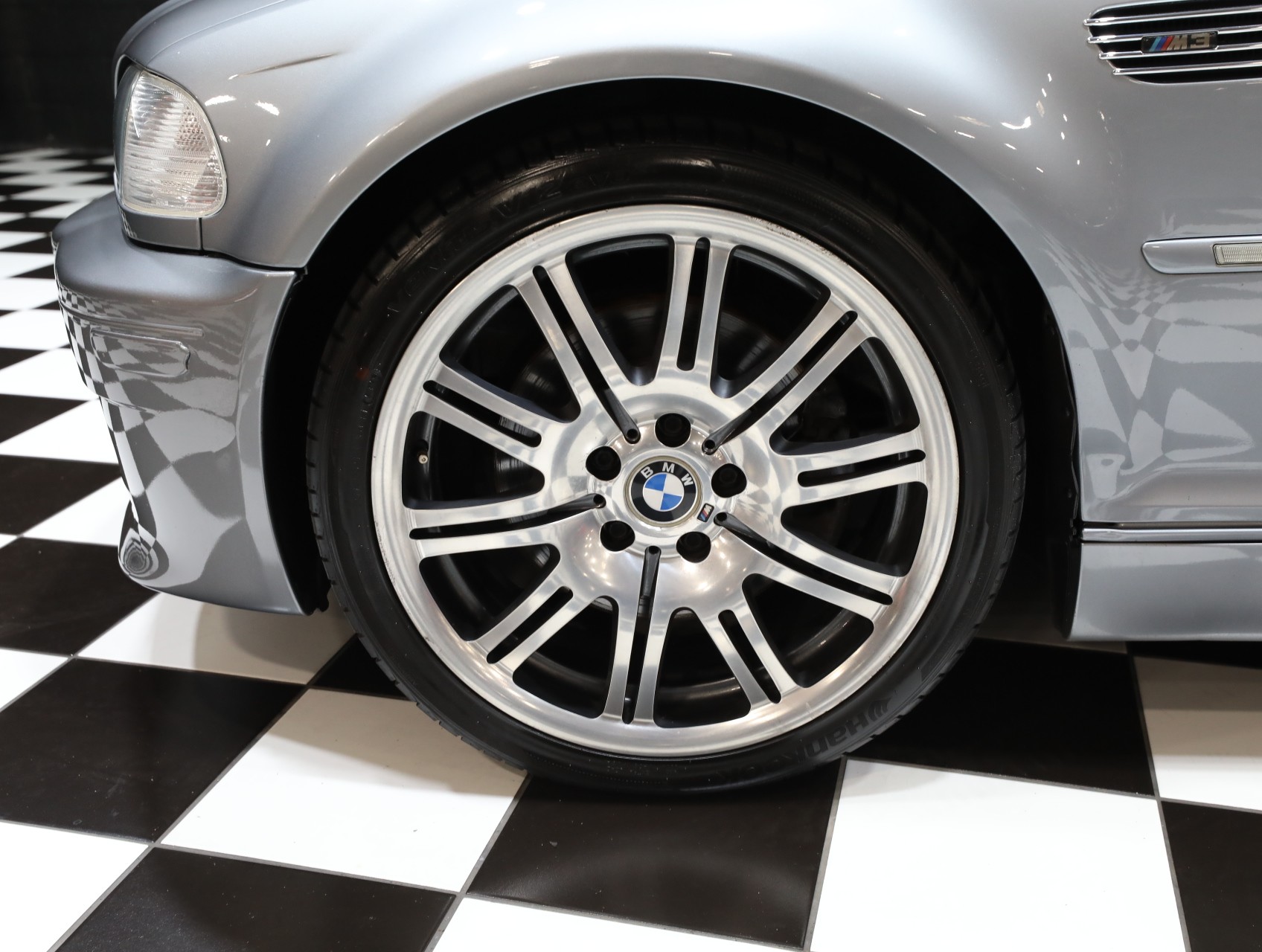2004 BMW M3 34