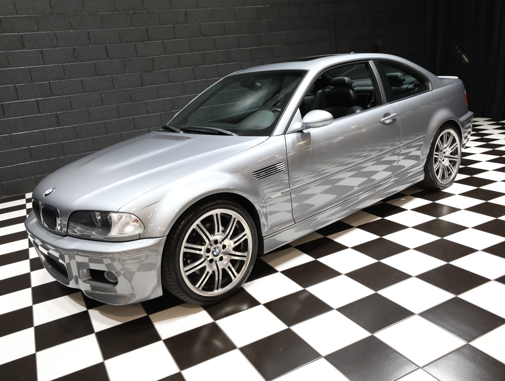 2004 BMW M3 8