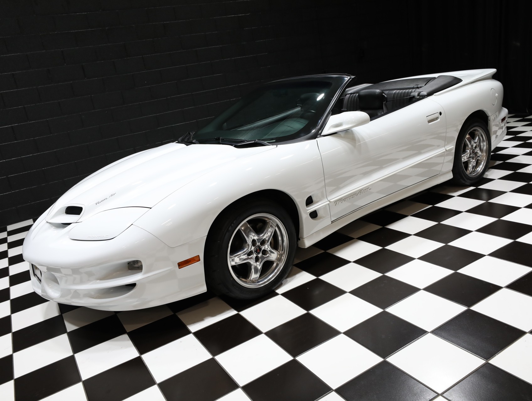 2002 Pontiac Firebird 15
