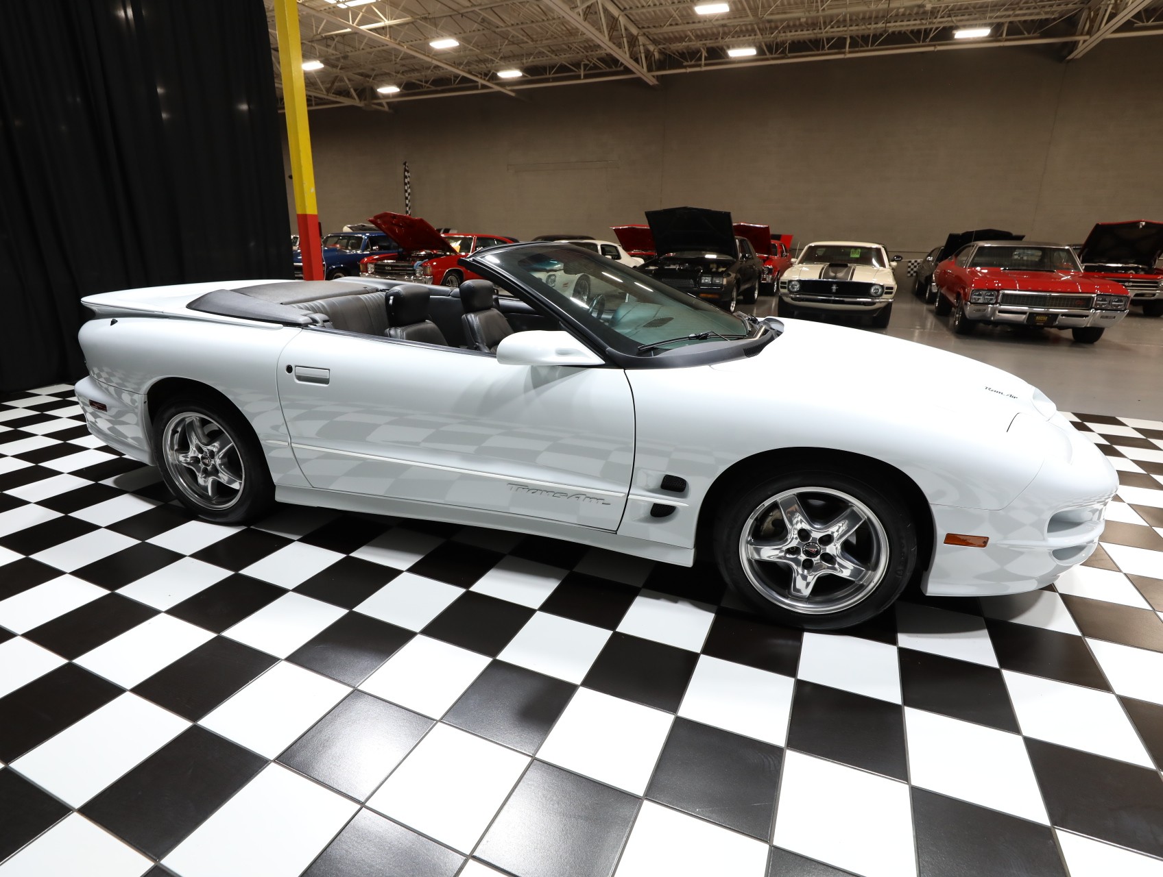 2002 Pontiac Firebird 26