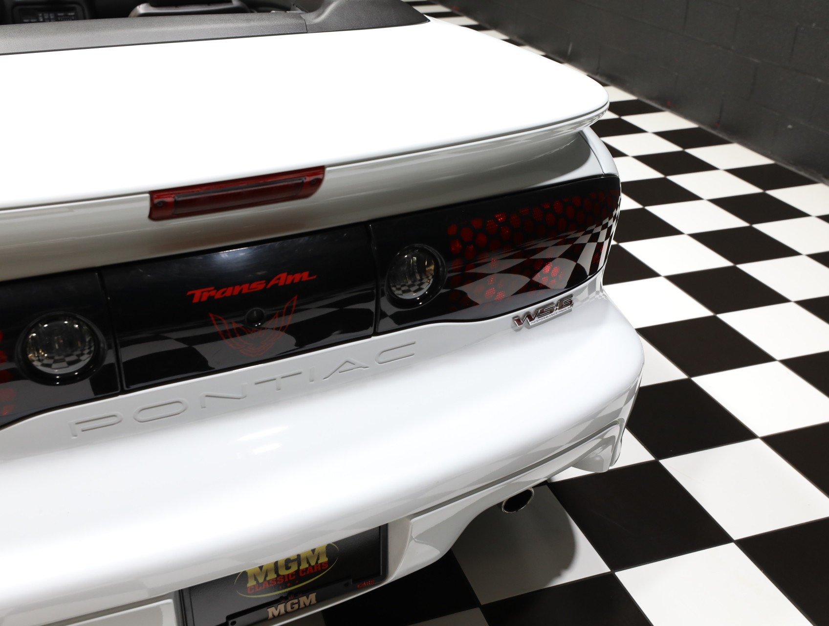 2002 Pontiac Firebird 29