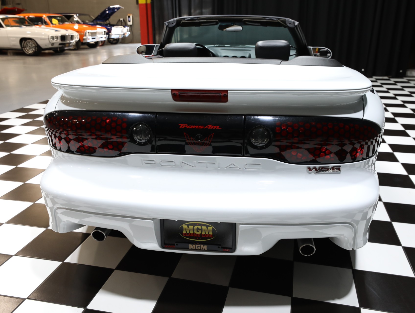 2002 Pontiac Firebird 32