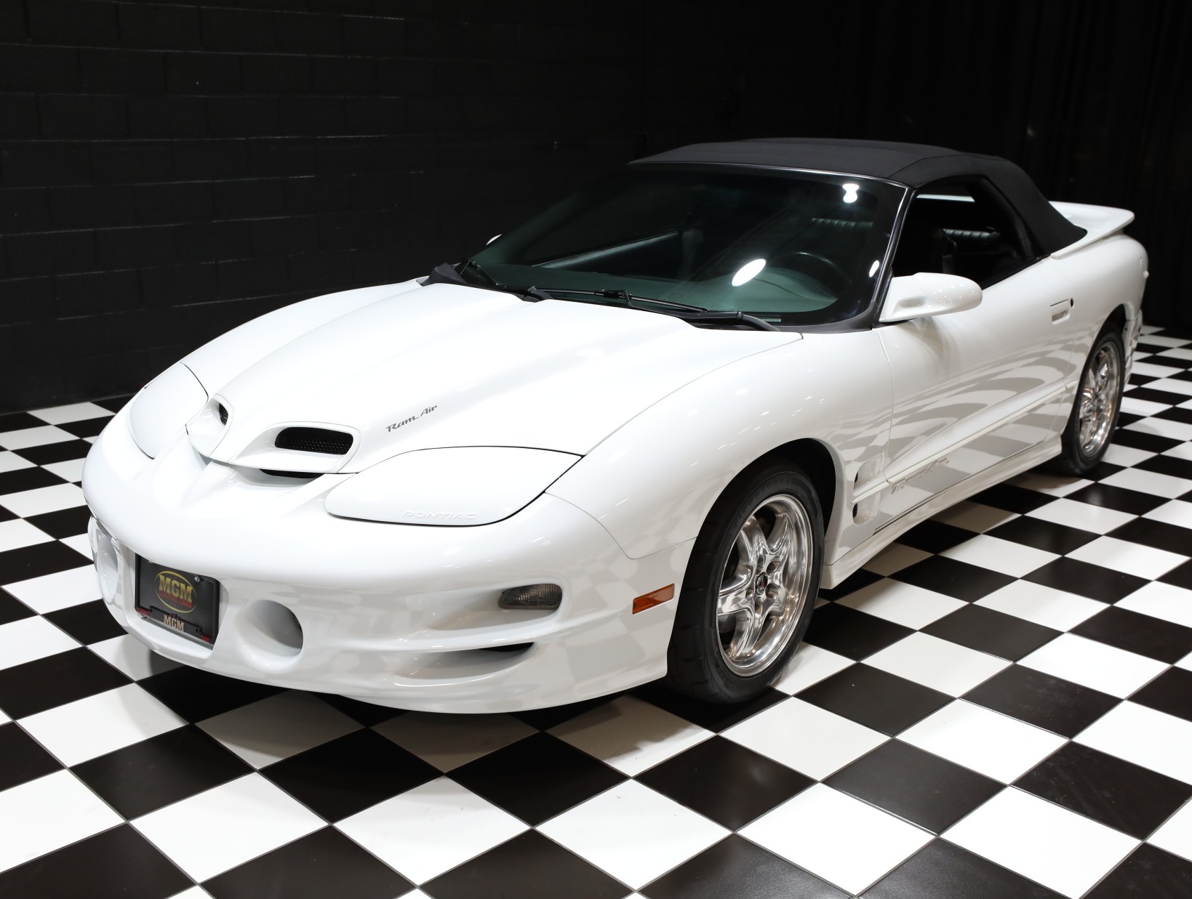 2002 Pontiac Firebird 6