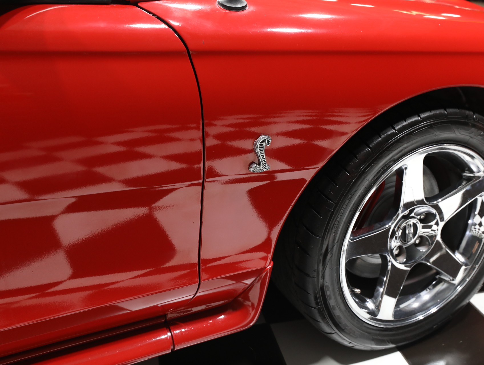 1997 Ford Mustang SVT Cobra 17