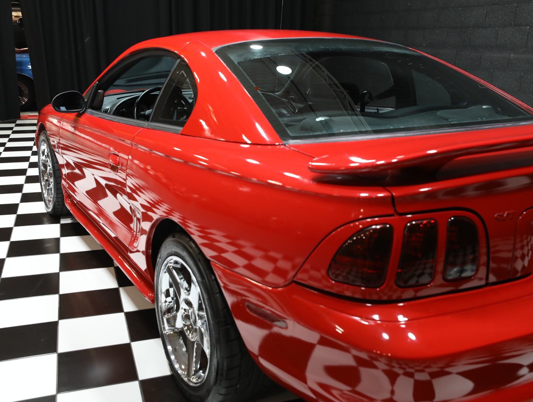 1997 Ford Mustang SVT Cobra 29