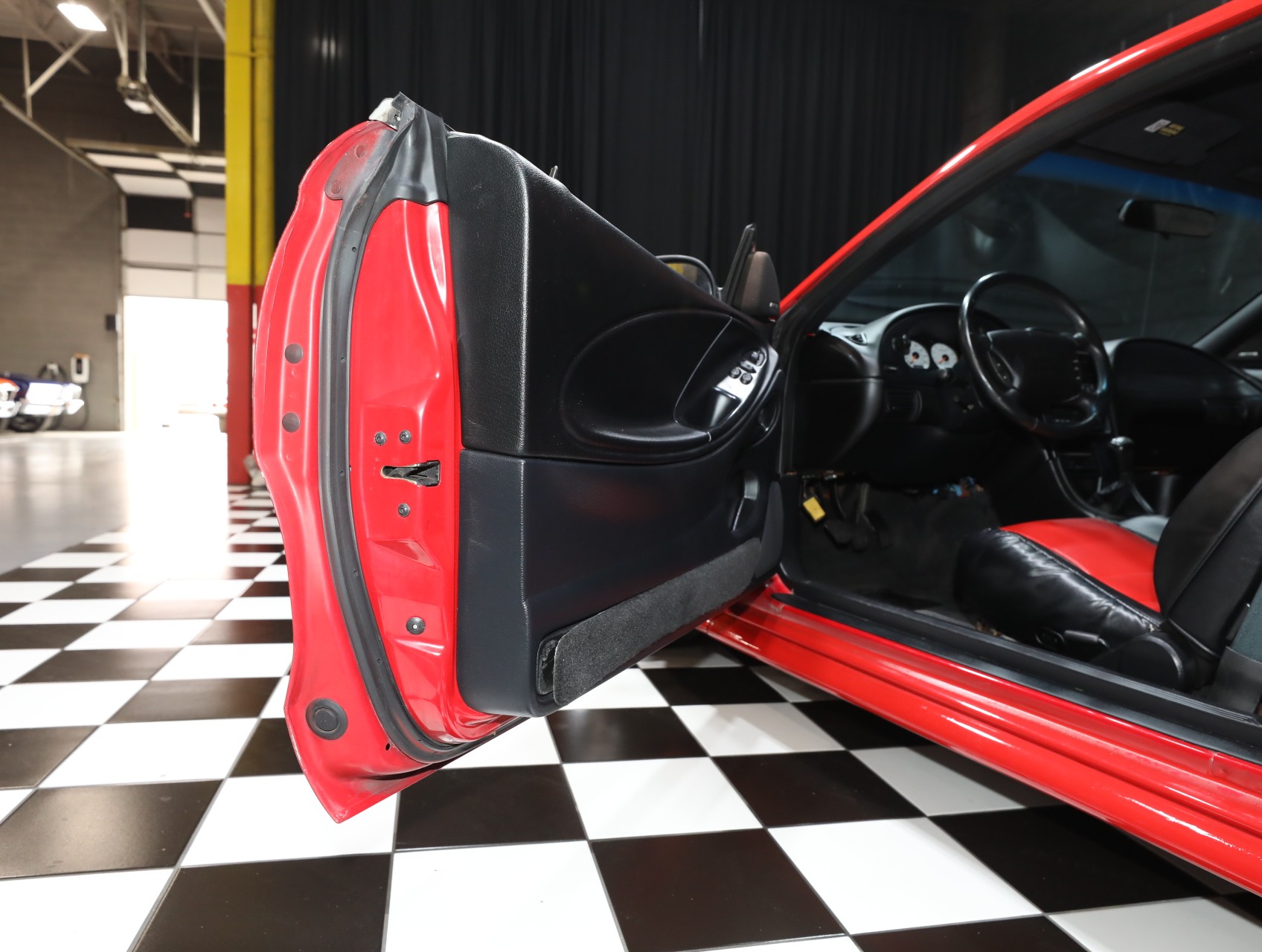 1997 Ford Mustang SVT Cobra 49