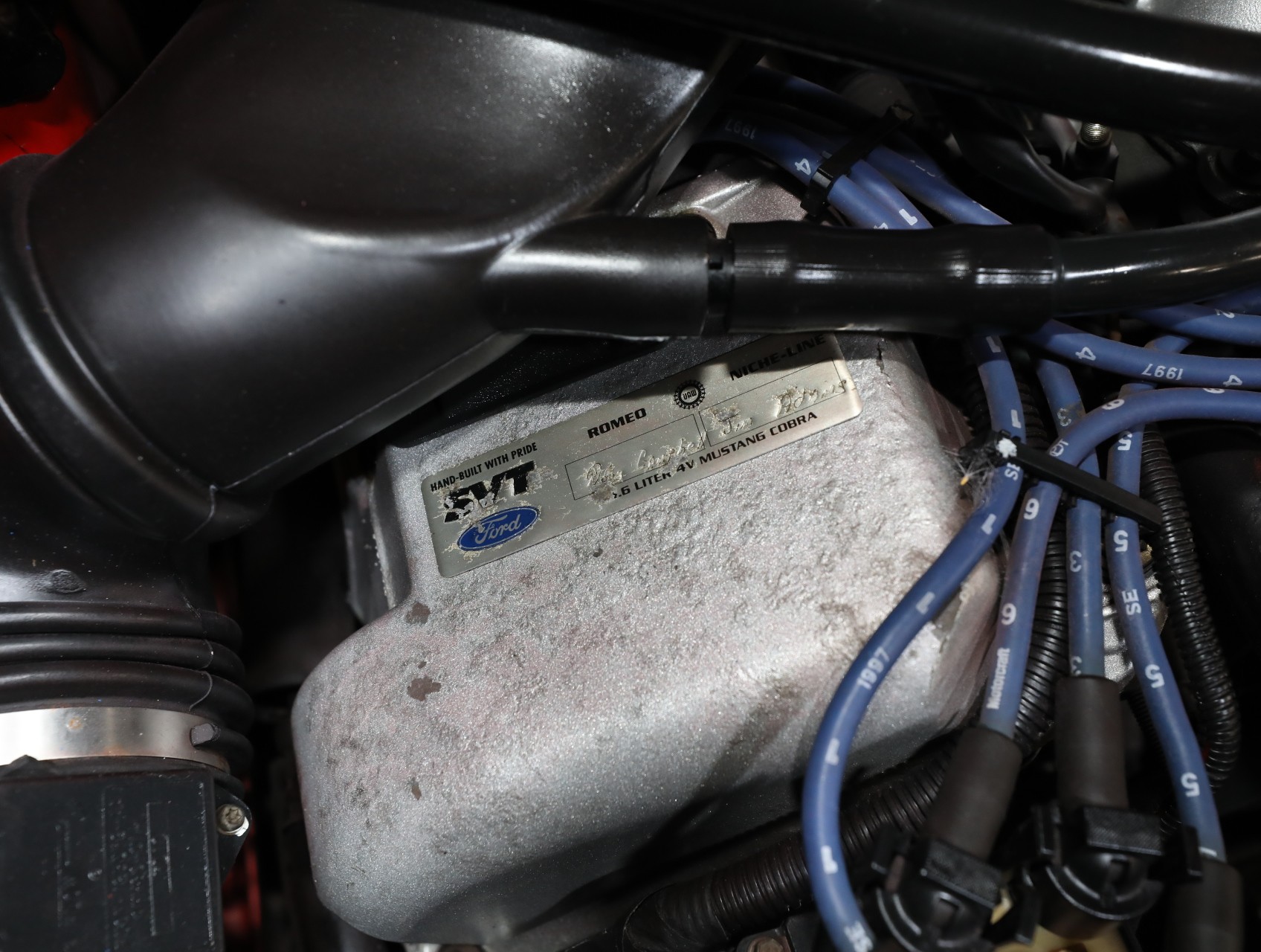 1997 Ford Mustang SVT Cobra 77