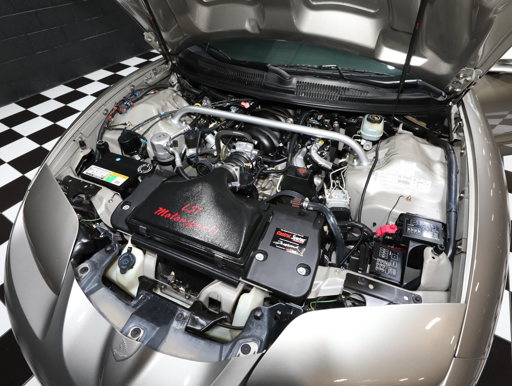 2000 Pontiac Firebird 2
