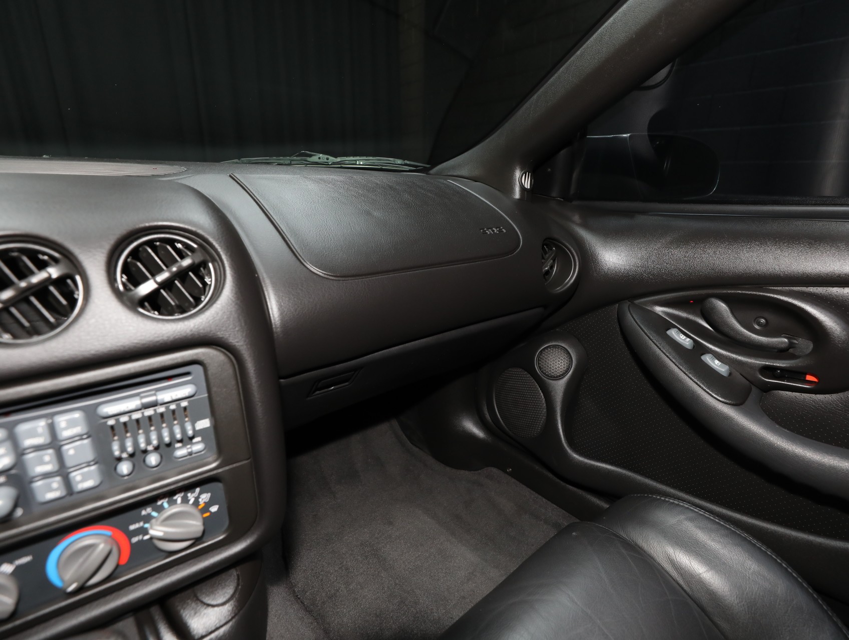 2000 Pontiac Firebird 66