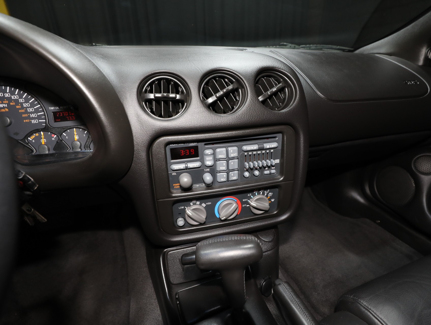 2000 Pontiac Firebird 67