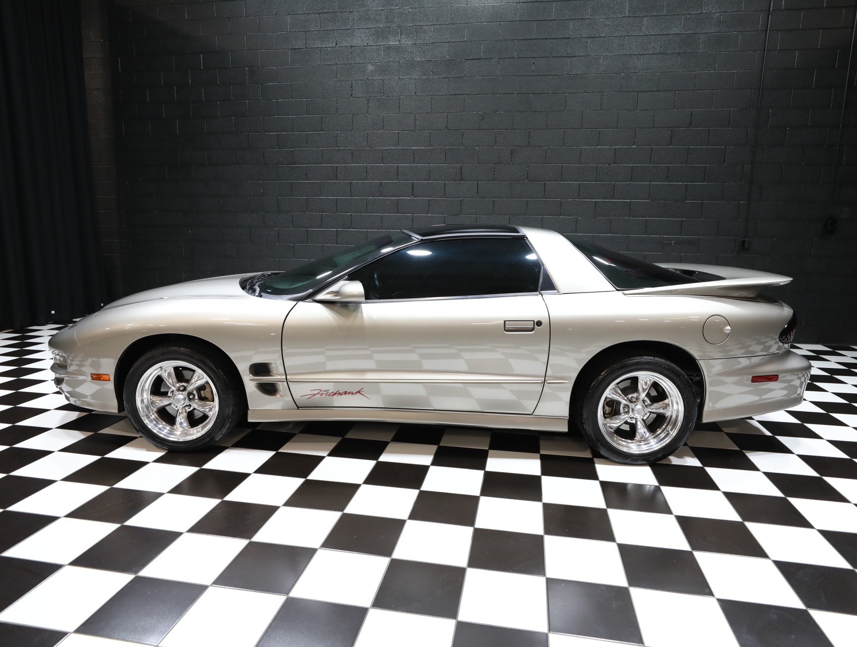 2000 Pontiac Firebird 7